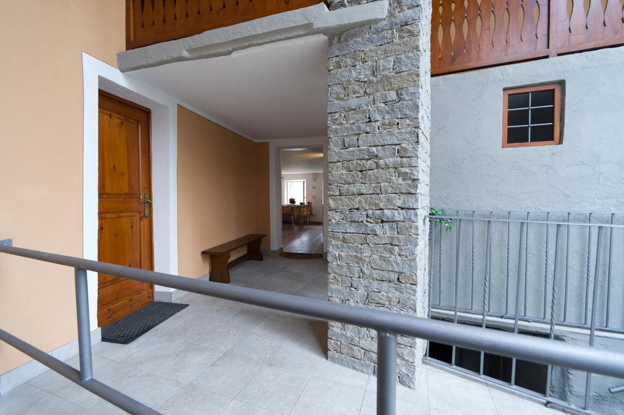 Appartement L'Intimita à Aoste Extérieur photo